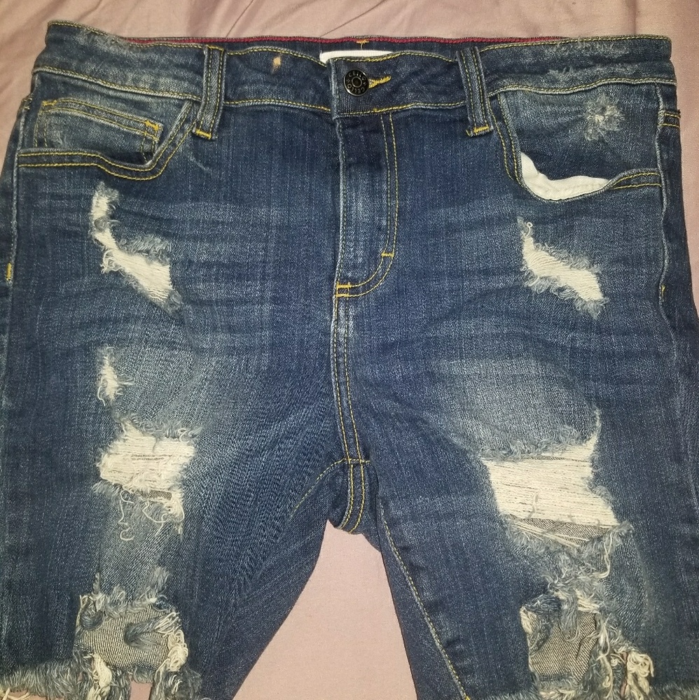 Capris